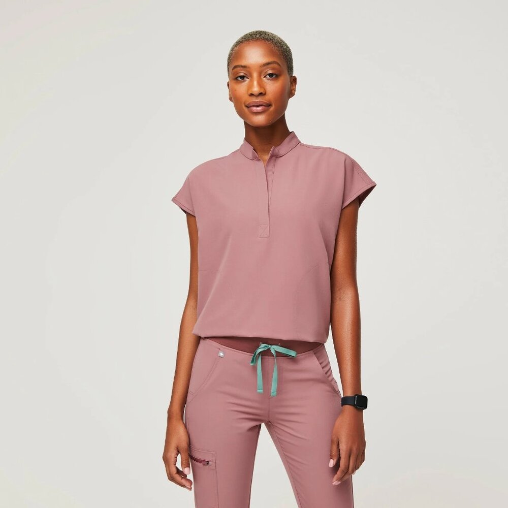 EUC Figs Rafaela Oversized Scrub Top in Mineral Mauve-- Size Small
